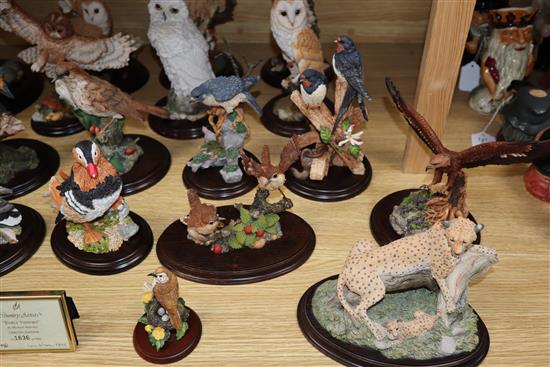 A collection of Country Artists and other resin models of birds and animals, including a large peregrine falcon (23)